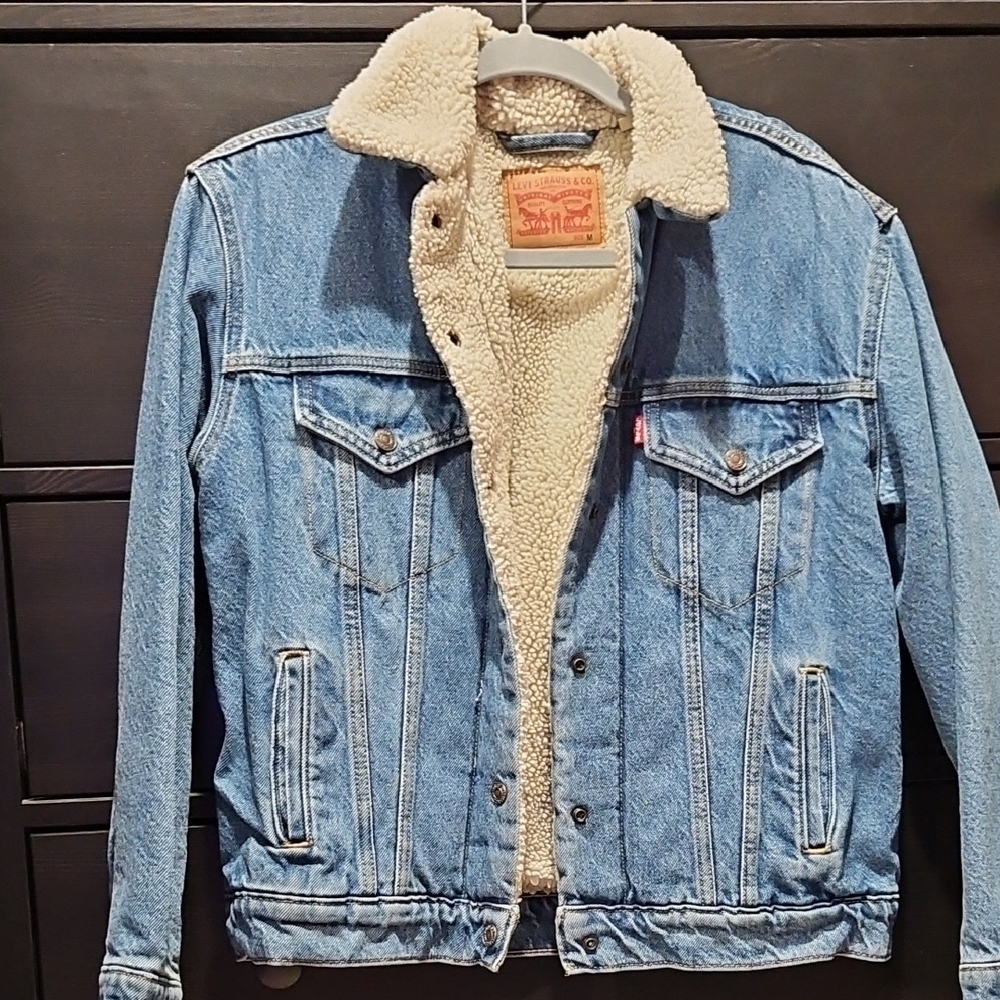 Levi's Light Blue Denim Jacket with Sherpa Lining